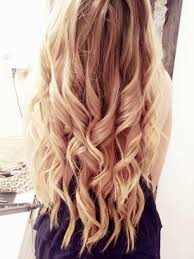 Loose Long Hair From Behind Of Back View Of Soft Curly Ombre Hair Tumblr Hairstylesweekly Com Hair Styles Thick Hair Styles Tumblr Hair