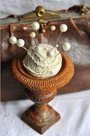 Pin By Carla Springer On That Special Touch Pin Cushions Sewing Items Sewing Accessories