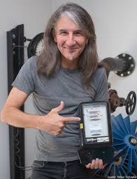 Radio gong nürnberg läuft auf der frequenz ukw 97,1 mhz und ging am 4. Radiomoderator Billy Billmaier Fur Seine 40jahrige Ablesetatigkeit Bei Den Stadtwerken Geehrt Stadtwerke Roth