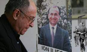Ion iliescu a murit fake news. Èocant Cum AratÄ Ion Iliescu La 90 De Ani A Ajuns Aproape De Nerecunoscut Impact