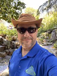 Cocteau Twins by Tom Sheehan 1985.