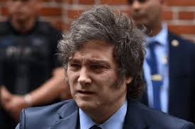 FT: EE.UU. ofrece salvavidas financiero a Milei de Argentina