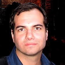 Daniel Risi Vianna Crespo • ESPM