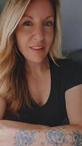 Forever one of my favorite songs.🖤