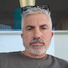 valrico/brandon bassist seeking classic rock band with blues influence