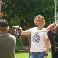 Steven Manners (@StevenManners)