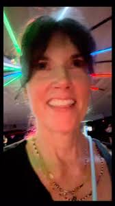 makeover Sunday- sometimes you have to recycle or scrap artwork entirely-  that's part of art. Not every piece is a masterpiece! #bigplant #painting  #acrylicpainting #valerielambsteeceart #floridaliving #bohodecor  #coastaldecor #recycledart ...