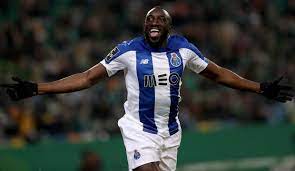 Portekiz basınında, 29 yaşındaki forvet oyuncusuyla porto arasında yeni kontrat görüşmelerinde anlaşma sağlanamadığı belirtildi. Fenerbahce Bunu Beklemiyordu Marega Tum Spor Haber