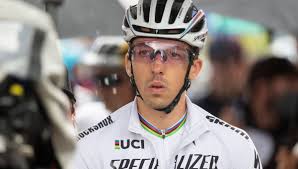 Il figure dans la liste de quatre coureurs dévoilée mercredi par la fédération. Gxn80hy4oodalm