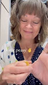 Rhonda Flint's Instagram, Twitter & Facebook