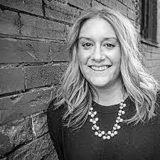 Mariel Fulton's Instagram, Twitter & Facebook