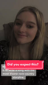 Hannah Northway's Instagram, Twitter & Facebook