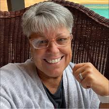 Hey look it's our friend and classmate Vicki Tincher Lee sporting a very  lovely smile this weekend.