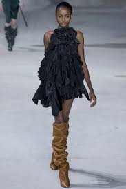 Partager sur twitter partager sur facebook partager sur pinterest. Saint Laurent F W 17 Paris Model Showlists Model Lists Skinny Gossip Forums