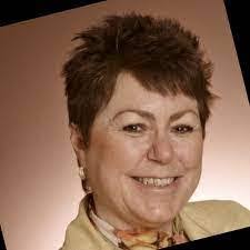 Verna Padgett's Instagram, Twitter & Facebook