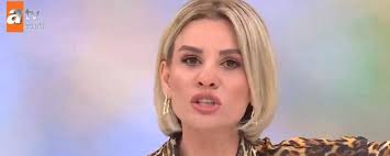 Esra Erolu ölümle tehdit eden sahte mehdinin müridi gözaltında -  15.10.2024, Sputnik Türkiye