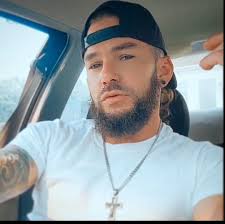 Jason Shores's Instagram, Twitter & Facebook