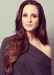 Amazon.com: A Very Vegan Halloween: The Witch's Cauldron Cookbook (The  Vegan Holiday Cookbook Collection) eBook : Henry, Rebecca: Kindle Store