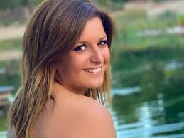 Maria botelho moniz respondeu à letra a uma seguidora que a considera pudica. Euro 2020 Maria Botelho Moniz Tambem Aceitou O Convite De Ferro Rodrigues E Rumou A Sevilha Dioguinho Blog