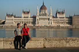 Los 10 kilometros del rio mas bello se encuentran aqui. Budapest Hungria Mis Viajes Por Ahi