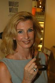 Modedesignerin Sandra Probst anlässlich der Präsentation des  Haarpflegeprogramms -Marlies Möller