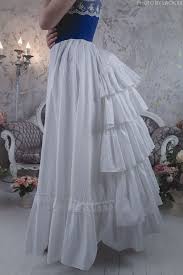 Se invece non trovi i risultati, allora ti consiglio di scegliere la migliore crema viso per uomo, non ne resterai deluso, hai la mia parola. 17 Idee Su Cartamodelli Medievali Medievale Vestiti Medievali Vestiti Medievali Fai Da Te