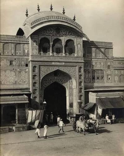 Main street of Jaipur— 1906.