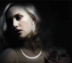 PALO ALTAN PORTRAYS PLAIN-SPOKEN PRESIDENT