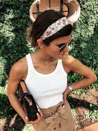 Then twist the bandana until it's really thin. Ways To Wear A Bandana 5 Cute Ways To Wear A Bandana
