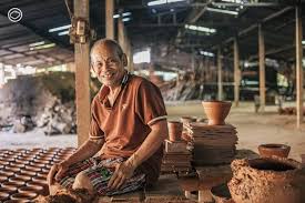 ล งเป ยก บวร ช างครกด นโบราณแห งอ บลผ ป นครกท คนท วไทยและประเทศเพ อนบ านใช ตำ