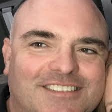 Gill Donovan, Editor in Arlington Heights, IL, USA