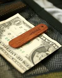 シンプルに手早くお札が挟める木製マネークリップ money clip マネークリップ お札 クリップ