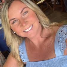 Jenny Lambrecht's Instagram, Twitter & Facebook