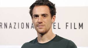 Ministro dell'interno dal 24 giugno 1968 all'11 dicembre 1968. L Incredibile Storia Dell Isola Delle Rose Trama E Cast Del Film Netflix