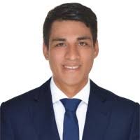 30+ perfiles de «Adrian Villanueva»