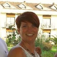 Kelly Hibbert's Instagram, Twitter & Facebook