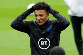 Dagelijks duizenden nieuwe foto's toegevoegd. Dortmund Fine Jadon Sancho 86k And Force Him To Train Alone In Pouring Rain For Repeatedly Turning Up Late