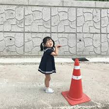 Pack name the simpsons maker name theankushdas. 10 Potret Kwon Yuli Bocah Stiker Favorit Pengguna Whatsapp