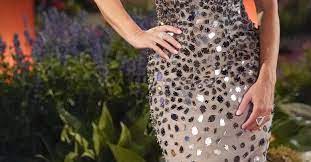 The Bachelorette S Clare Crawley Was Spotted Wearing A Ring On That Finger Clare Crawley How To Wear Bachelorette