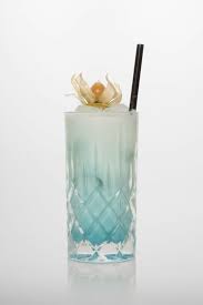 Our swimming pool waterfall range is the perfect solution; Rezeptur Swimming Pool Cocktails Einfach Selber Mixen Tips Von Profis