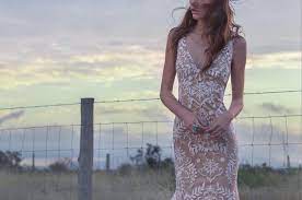 Willowby By Watters Wedding Dress From Denver Bridal Shop See More At Emmaandgracebridal Com Wedding Dress Sample Sale Watters Wedding Dress Wedding Dresses