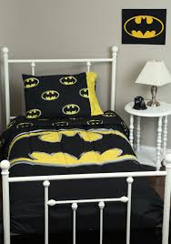 The king shams are 20 inches by 36 inches, while the bed skirt can cover 78 inches by 80. Batman Bedbatcomfset Batman Queen Comforter Set With 2 Pillow Cases Walmart Com Walmart Com