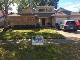 #certainteed #landmark in weathered wood looks kind of brown here :l. Craddock Roofing On Twitter Gaf Golden Pledge Timberline Hd Weathered Wood Timbertex Tigerpaw And Bullet Boots Installed In Bear Creek Roofing Motivationmonday Https T Co N2pmv2wybm