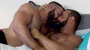 الرجال اللاتينيين المشعر لديهم شغوف جنس بيراك - Xalabahia.com