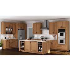 Looking for home depot hours of operation or home depot locations? Hampton Bay Hampton Medium Oak Raised Panel Stock Assembled Pantry Kitchen Cabinet 18 In X 84 In X 24 In Kp1884 Mo The Home Depot