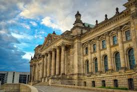 1 dari 3.160 objek wisata di berlin. The Reichstag Building Located In Berlin Germany Which Houses The German Parliament The Bundestag By James Byard Photo Stock Snapwire
