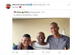 El sueldo ni le alcanza. Negros Y De Derecha La Foto De Polo Polo Y El Tino Asprilla A La Que Maria Fernanda Cabal Le Echo Flores Infobae