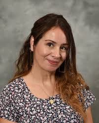 Paola Bernal's Instagram, Twitter & Facebook