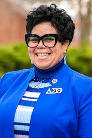 Jerald Erickson's Instagram, Twitter & Facebook