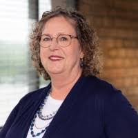 Suzanne Watson's Instagram, Twitter & Facebook